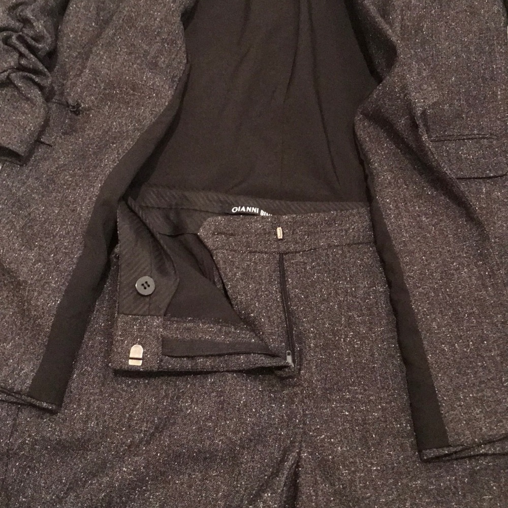 Gianni Bini Jemma suit. Blazer with pants. - Picture 5 of 8